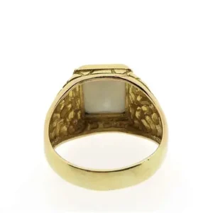 Gouden nugget ring 18 karaat met witte onyx. (Mannen)